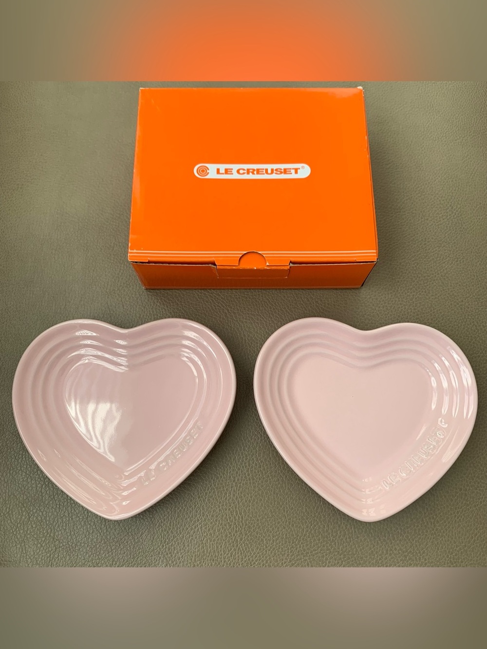 BNIB Le Creuset 14cm Small Heart Plate Set of 2 - Chiffon pink